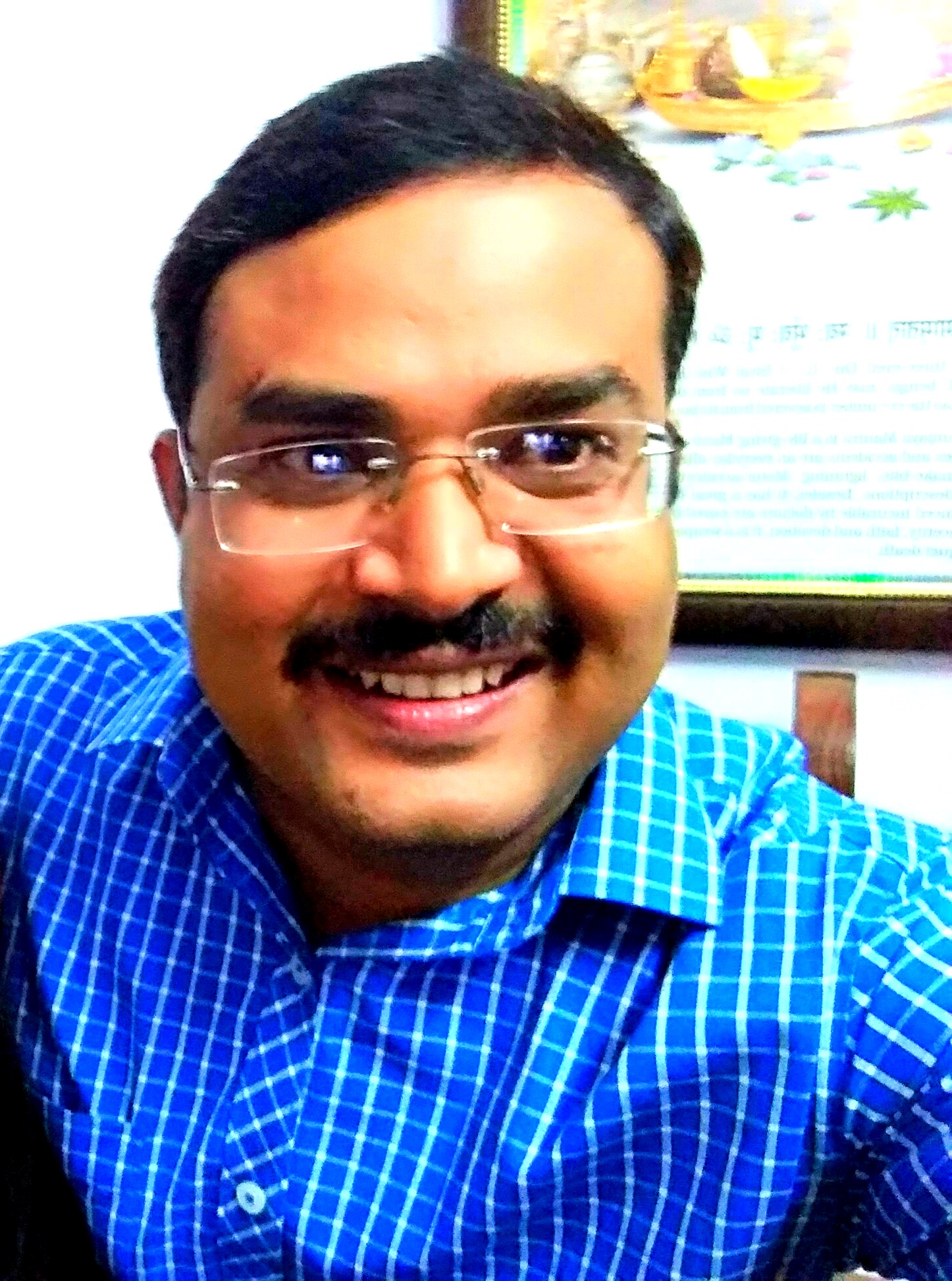 Dr. Kumar Amit